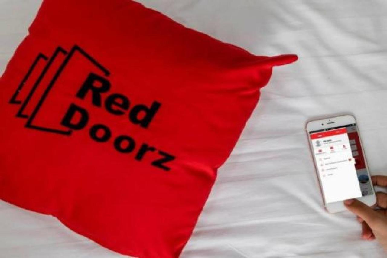 Отель Reddoorz @ Jalan Raya Kaliwungu Selatan Kendal Экстерьер фото
